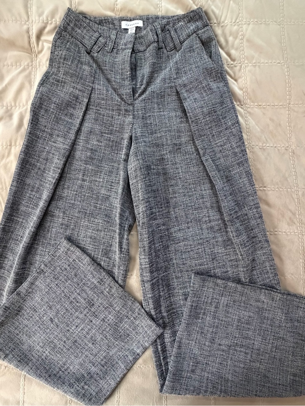 Topshop Gray Wide Leg Pleated Trousers US 2 High Rise Tailored Pants